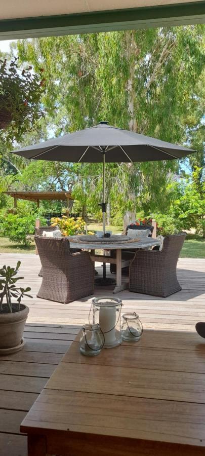 Figtree Cottage - Homestay - Yeppoon Exterior foto